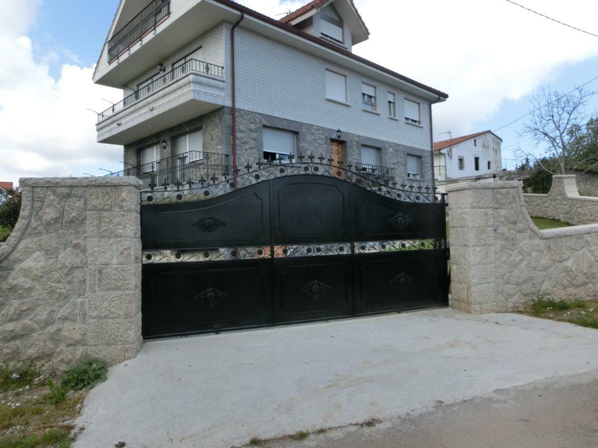 Alojamiento Extrahotelero Casa Ernestina Castillo  Екстериор снимка
